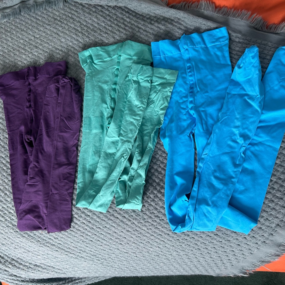 SNAG brand tights size E